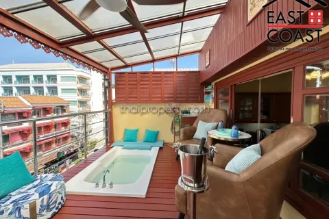 Casa de 5 dormitorios en Pattaya, Tailandia № 213318 - foto 17