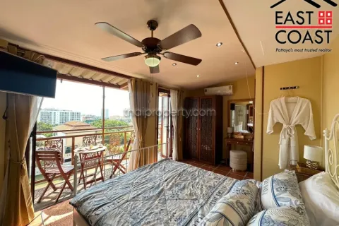 Casa de 5 dormitorios en Pattaya, Tailandia № 213318 - foto 5