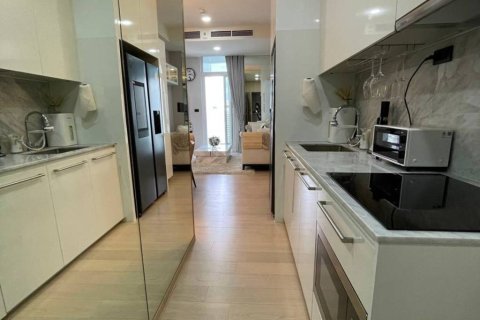 Кондоминиум с 3 спальнями в Пхракханонге, Бангкок, Таиланд № 153945 - фото 6