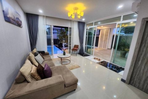 Вилла в Паттайе, Таиланд с 5 спальнями  № 153942 - фото 3