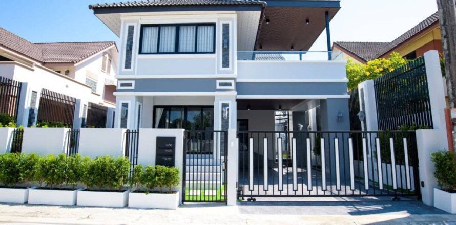 Villa à Pattaya, Thaïlande 4 chambres № 153944