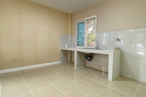 Maison à Nonthaburi, Thaïlande 3 chambres № 162981 - photo 16