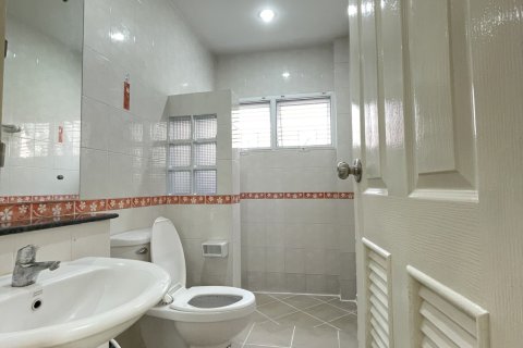 Maison à Nonthaburi, Thaïlande 3 chambres № 162981 - photo 17