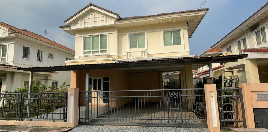 Maison à Nonthaburi, Thaïlande 3 chambres № 162981