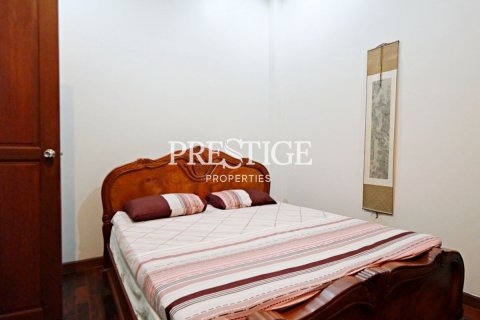 House in Pattaya, Thailand 3 bedrooms № 198682 - photo 14