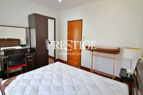 House in Pattaya, Thailand 3 bedrooms № 198680 - photo 12