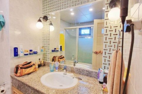 Condo à Watthana, Bangkok, Thaïlande, 2 chambres  № 140637 - photo 5