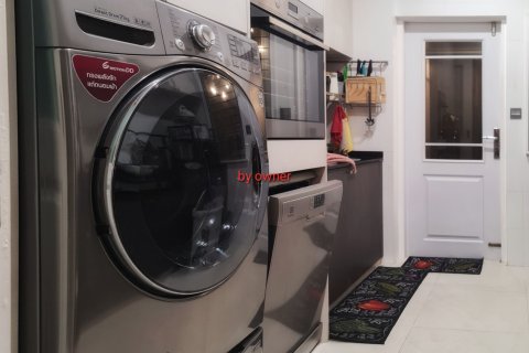 Maison à Bang Kaeo, Thaïlande 4 chambres № 140636 - photo 8