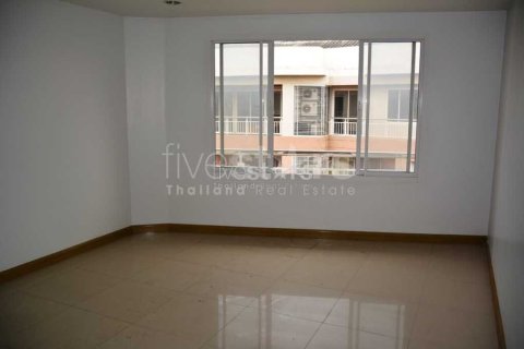 Кондоминиум с 4 спальнями в Ваттхане, Бангкок, Таиланд № 156750 - фото 9