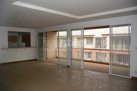 Кондоминиум с 4 спальнями в Ваттхане, Бангкок, Таиланд № 156750 - фото 2