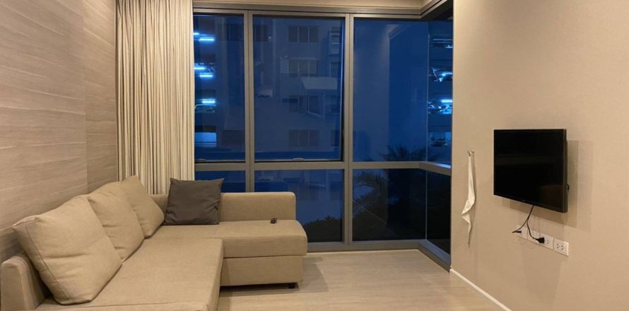 Студия в кондо в Ваттхане, Бангкок, Таиланд № 156748