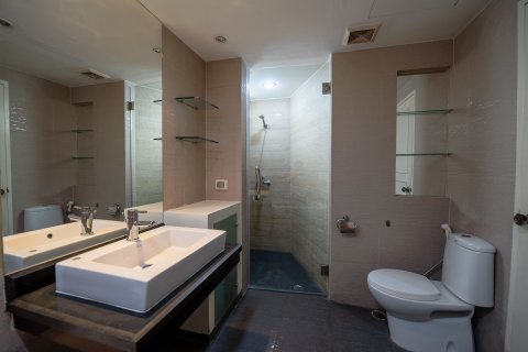 Кондоминиум с 3 спальнями в Клонг Тоэй, Бангкок, Таиланд № 148102 - фото 10
