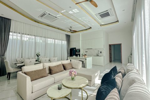 Вилла в Пхукете, Таиланд с 4 спальнями  № 161139 - фото 2