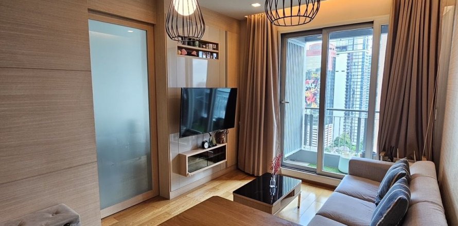 Studio in the Condo in Ratchathewi, Bangkok, Thailand  № 161135