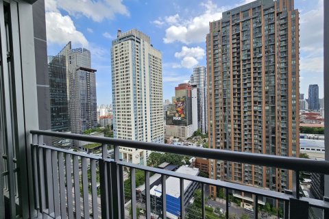 Studio in the Condo in Ratchathewi, Bangkok, Thailand  № 161135 - photo 13