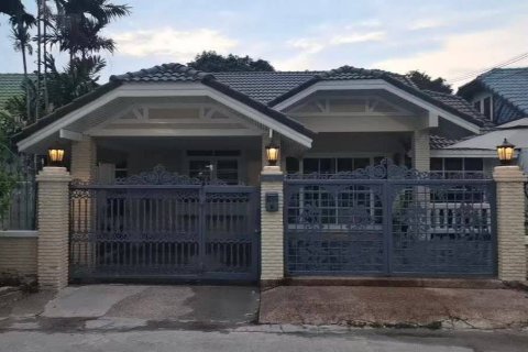 Дом в Паттайе, Таиланд с 4 спальнями  № 152709 - фото 1