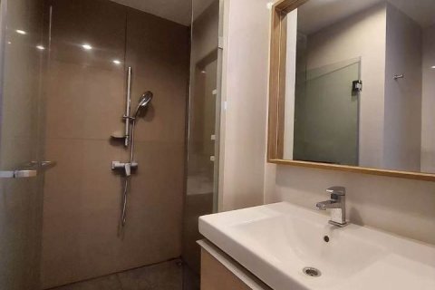 Condo à Huai Khwang, Bangkok, Thaïlande, 2 chambres  № 139054 - photo 9