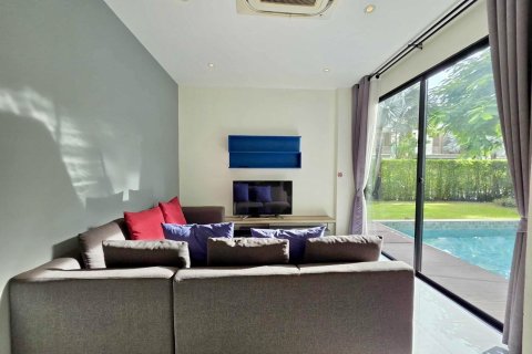 Villa in Hua Hin, Thailand 3 bedrooms № 139052 - photo 11