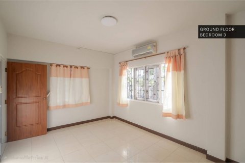 Villa à San Sai, Thaïlande 4 chambres № 136565 - photo 7