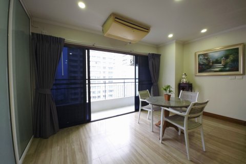 Кондоминиум с 3 спальнями в Ваттхане, Бангкок, Таиланд № 136566 - фото 7