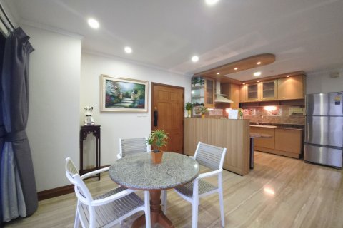 Кондоминиум с 3 спальнями в Ваттхане, Бангкок, Таиланд № 136566 - фото 8