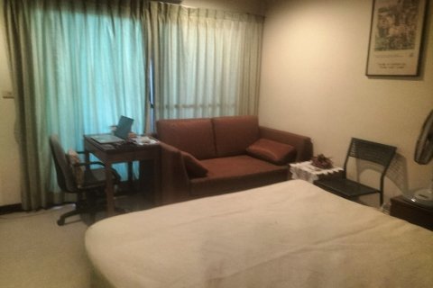 Дуплекс в Бангне, Бангкок, Таиланд с 3 спальнями  № 137258 - фото 9