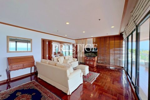 Condo à Pattaya, Thaïlande, 3 chambres № 197612 - photo 5