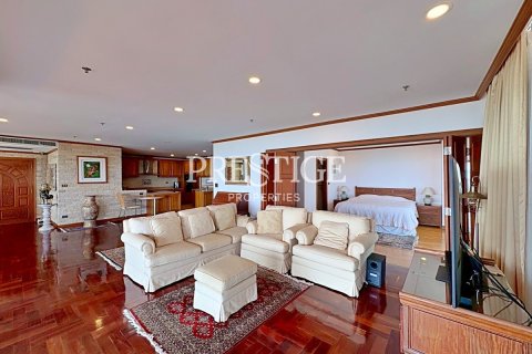 Condo à Pattaya, Thaïlande, 3 chambres № 197612 - photo 2