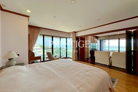 Condo à Pattaya, Thaïlande, 3 chambres № 197612 - photo 20