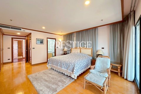Condo à Pattaya, Thaïlande, 3 chambres № 197612 - photo 16