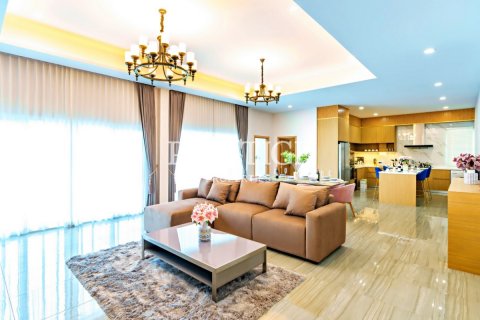 บ้านในพัทยา, ประเทศไทย 4 ห้องนอน № 197608 - รูปถ่าย 3