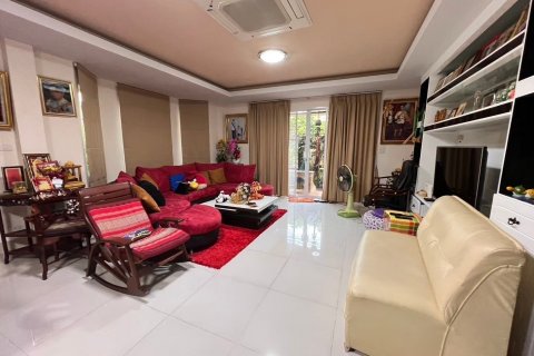 Maison à Ratchaburi, Thaïlande 3 chambres № 140435 - photo 20