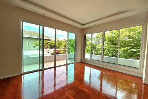 Villa in Bang Phli Yai, Thailand 3 bedrooms № 133699 - photo 13