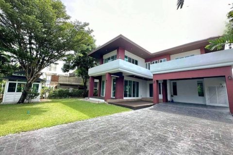 Villa in Bang Phli Yai, Thailand 3 bedrooms № 133699 - photo 1