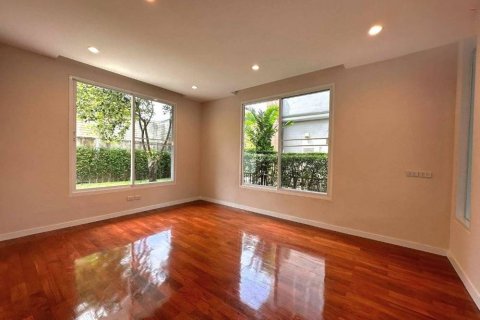 Villa in Bang Phli Yai, Thailand 3 bedrooms № 133699 - photo 7