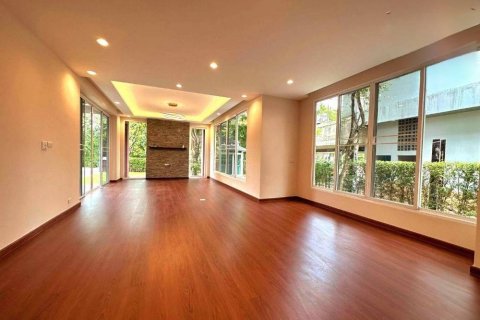 Villa in Bang Phli Yai, Thailand 3 bedrooms № 133699 - photo 6