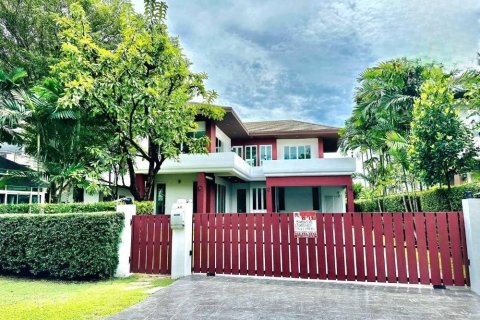 Villa in Bang Phli Yai, Thailand 3 bedrooms № 133699 - photo 3