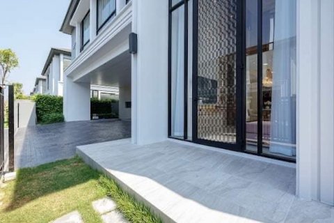 Вилла в Бангне, Бангкок, Таиланд с 4 спальнями  № 133701 - фото 14