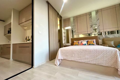 Condo in Pathum Wan, Bangkok, Thailand, 1 bedroom  № 133696 - photo 7