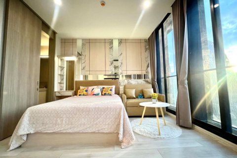 Condo in Pathum Wan, Bangkok, Thailand, 1 bedroom  № 133696 - photo 2