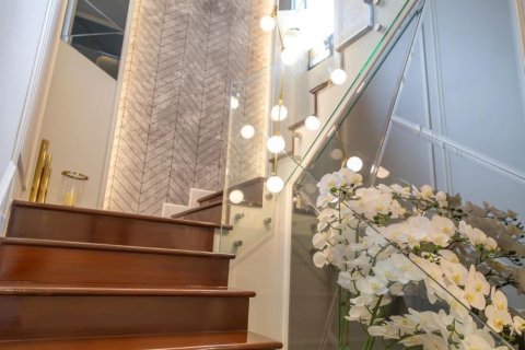 Вилла в Бангкоке, Таиланд с 4 спальнями  № 133697 - фото 9