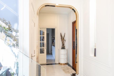 Вилла в Бангкоке, Таиланд с 4 спальнями  № 133697 - фото 10