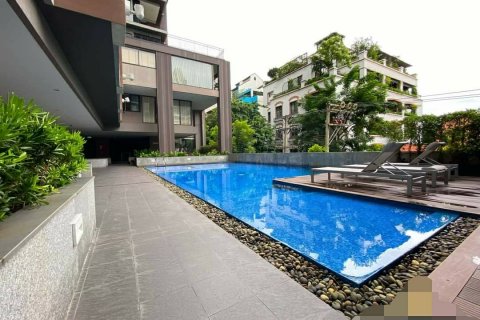 Condo à Sathon, Bangkok, Thaïlande, 4 chambres  № 133695 - photo 11