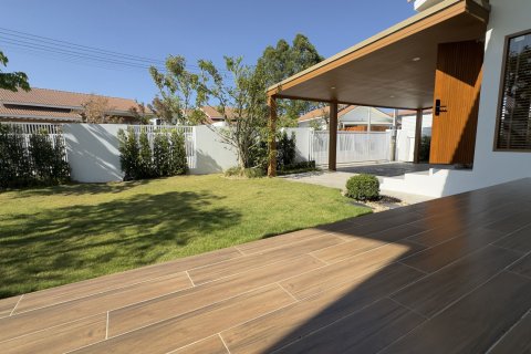 House in Chiang Mai, Thailand 3 bedrooms № 169126 - photo 5