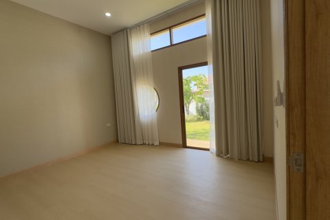 House in Chiang Mai, Thailand 3 bedrooms № 169126 - photo 13