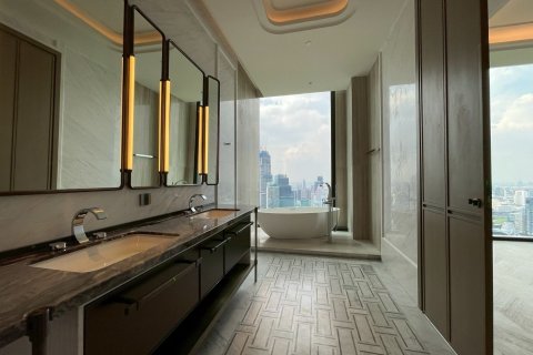 Condo à Pathum Wan, Bangkok, Thaïlande, 5 chambres  № 169124 - photo 5