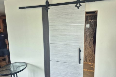 Студия в кондо в Ваттхане, Бангкок, Таиланд № 169122 - фото 5