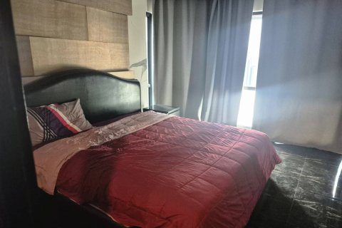 Студия в кондо в Ваттхане, Бангкок, Таиланд № 169122 - фото 2