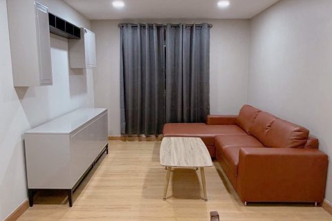 Studio dans le Condo à Yan Nawa, Bangkok, Thaïlande  № 164339 - photo 2