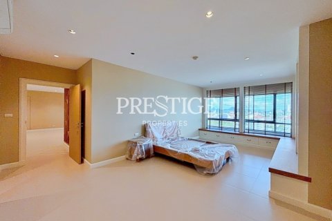 Condo in Pattaya, Thailand, 2 bedrooms № 198128 - photo 14